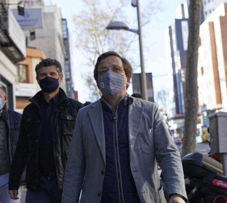 Almeida, sobre aglomeraciones en la sierra o en el centro: "Los cierres producen estas consecuencias"