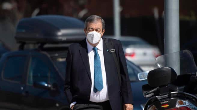 Exaltos cargos del PP testifican en una nueva sesión del juicio de la caja ‘b’ del partido El fundador de Foro Asturias, expresidente del Principado de Asturias y exministro del PP, Francisco Álvarez-Cascos, llega a la Audiencia Nacional.
