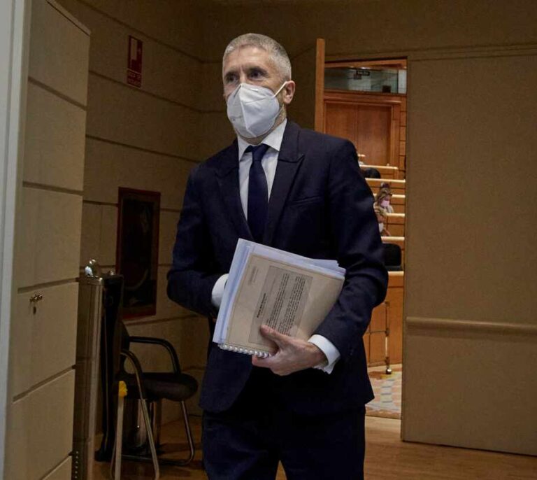 Marlaska nombra 'número 3' al comisario que certificó el uso de fondos reservados en 'Kitchen'