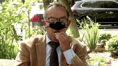 "Eating mask": ¿es eficaz la mascarilla nasal para comer y beber sin contagiarte?