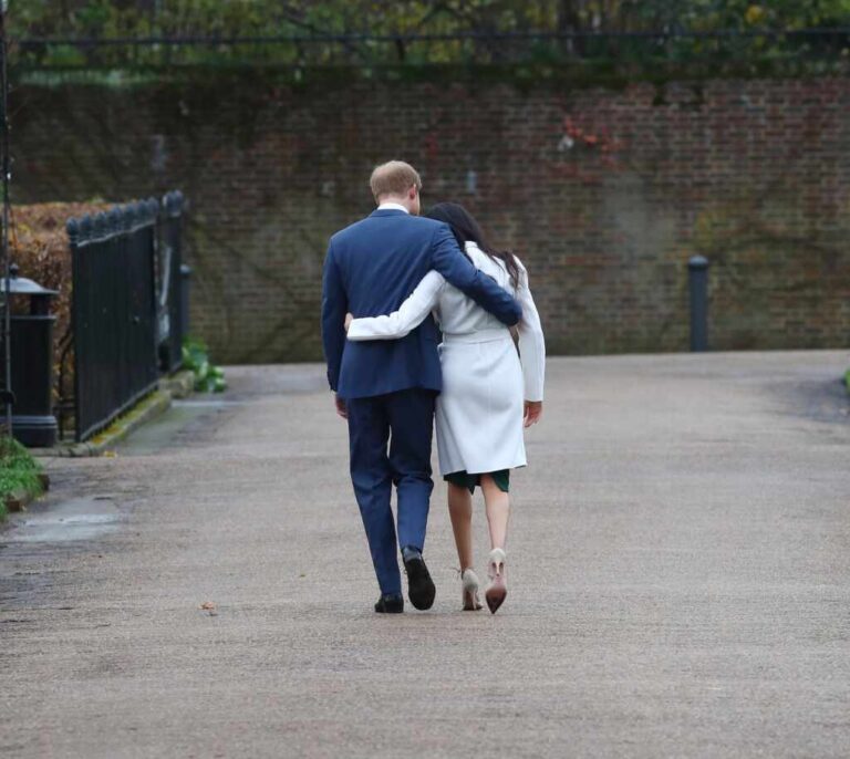 La guerra de Meghan y Harry contra la monarquía británica