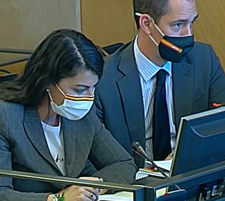 Olona (Vox), azote de Bárcenas en la comisión 'Kitchen' del Congreso