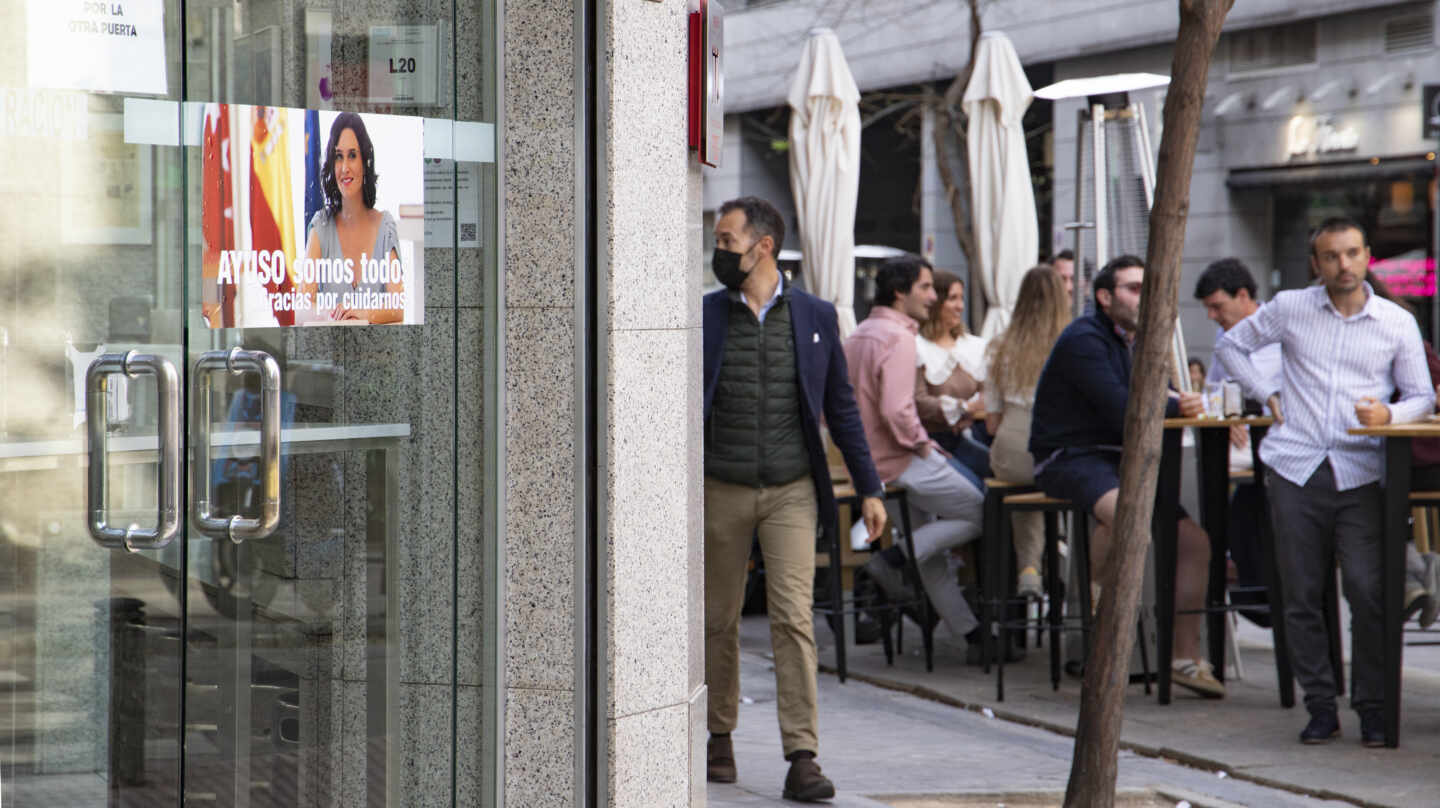 Terraza en la calle Ponzano