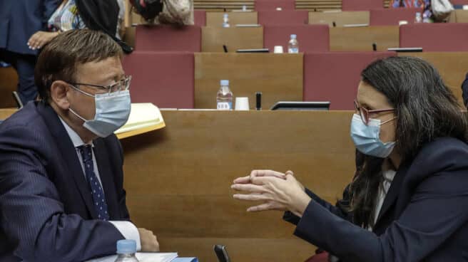 El presidente de la Generalitat valenciana, Ximo Puig, y la vicepresidenta Mónica Oltra.