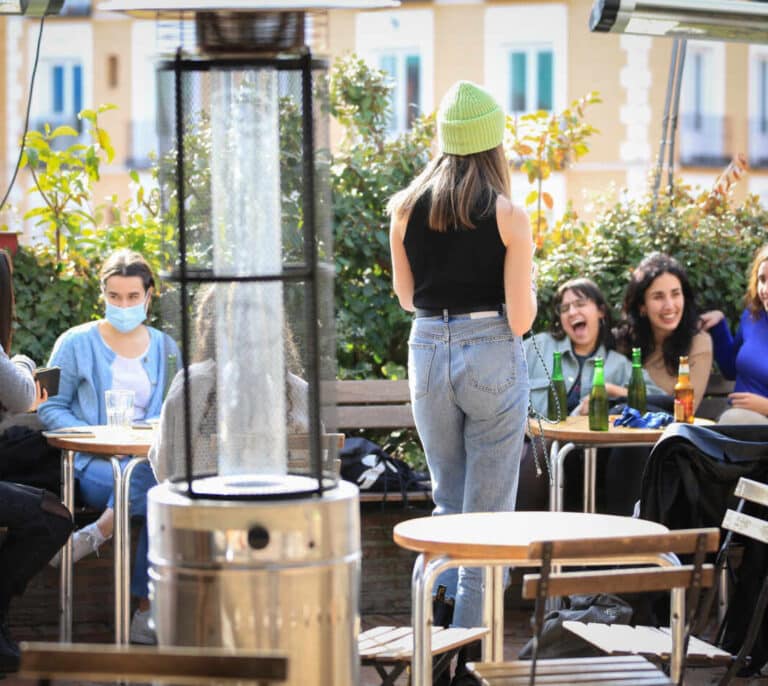 La llegada de turistas franceses a Madrid se ha cuadruplicado desde enero