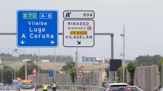 La Guardia Civil controla el tráfico entre A Mariña y Asturias a través de la A-8 a su paso por Ribadeo (Lugo)