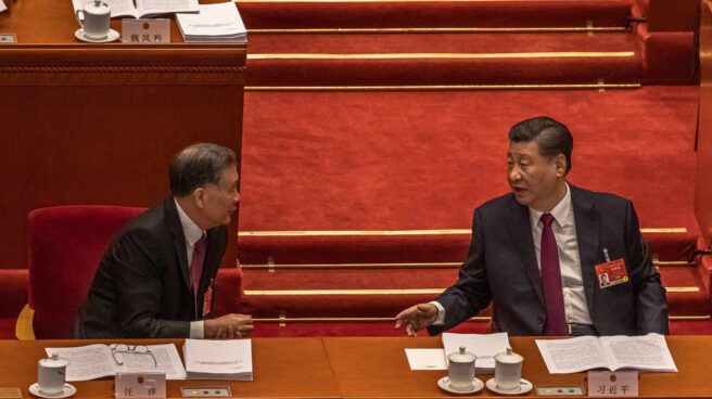 China se propone crecer al 6% en 2021 El presidente chino, Xi Jinping, en la apertura de la Asamblea Nacional Popular