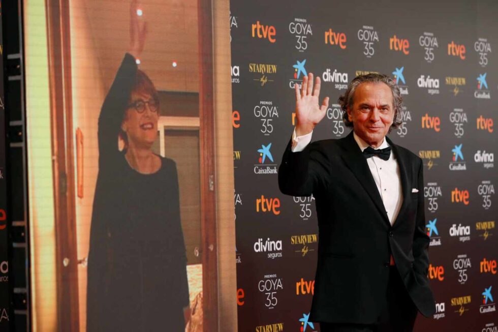 El actor José Coronado a su llegada hoy Sábado a la gala de la 35 edición de los Premios Goya