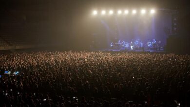 Así ha sido el concierto de Love of Lesbian, la prueba piloto de los espectáculos multitudinarios en pandemia