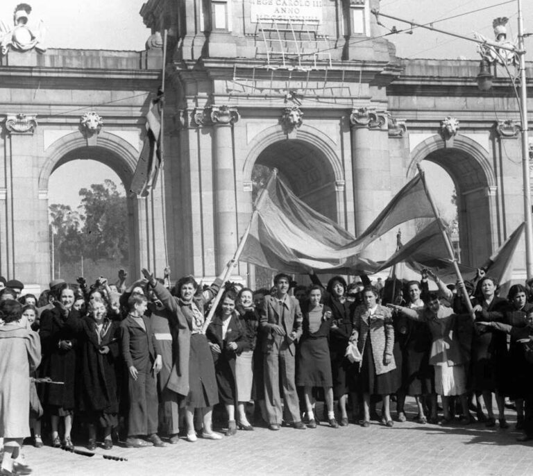 La caída de Madrid, último acto de la amarga derrota republicana