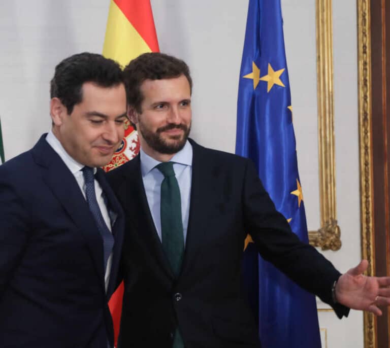 Guerra total entre Casado y sus barones por el control territorial del PP: "Están forzando la máquina"