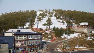 El negocio del esquí en Navacerrada con el cierre de su estación: "Será la ruina"