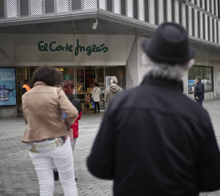 El Corte Inglés excluye a los mayores de 50 años de su plan de reducción de plantilla