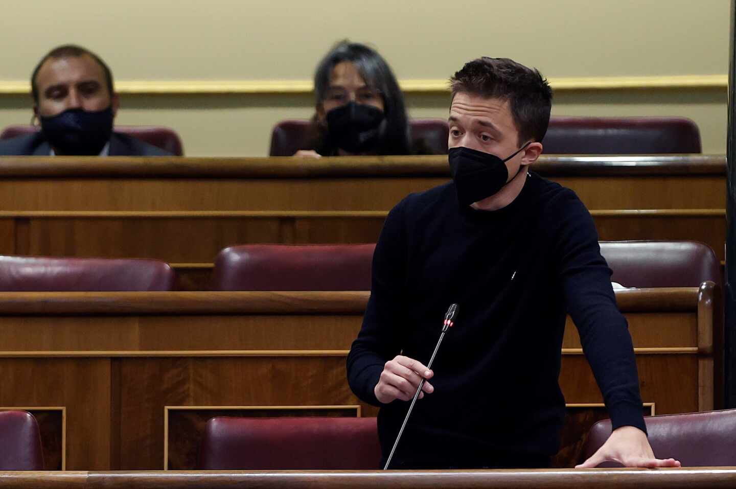 Errejón critica la mascarilla obligatoria al aire libre días después de votar a favor en el Senado y en el Congreso