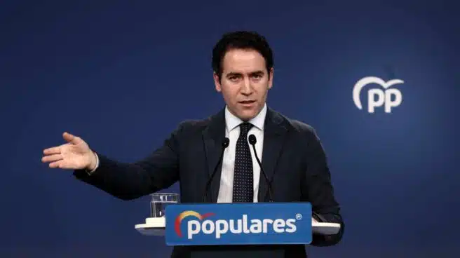 García Egea vetó a Miguel Ángel Rodríguez de la reunión clave para decidir la lista electoral de Ayuso