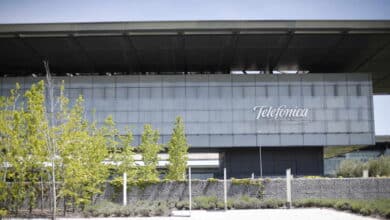 Telefónica reorganiza su área de inversores ante la posible salida a bolsa de Tech y su crisis sobre el parqué