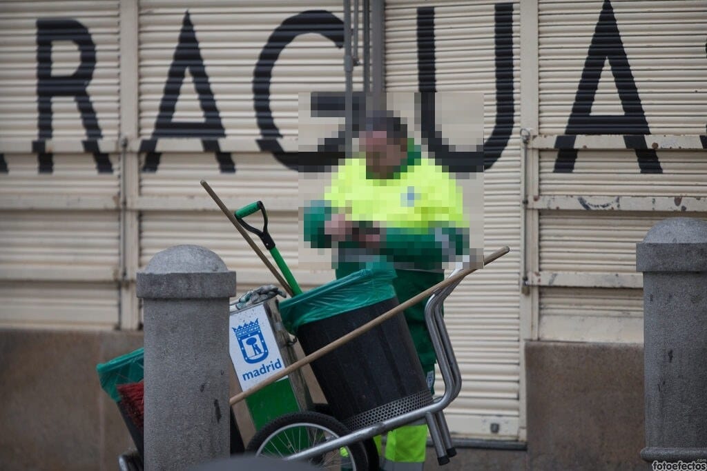 Detienen un barrendero vendía cocaína en su jornada laboral sin levantar sospechas