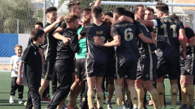 Intercity, el primer club de fútbol cotizado en España, busca liquidez inmediata para evitar la quiebra