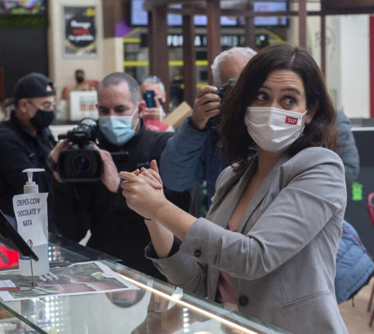 Ayuso: "El problema no es si viene un francés a beber, es si viene contagiado"