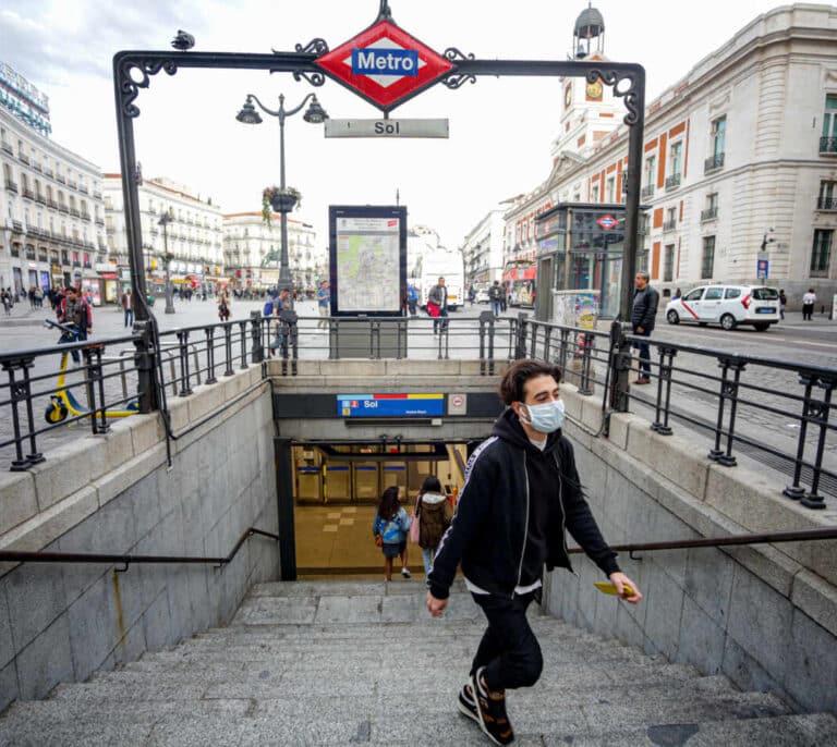 La inversión extranjera creció un 23,6% en Madrid en 2020 y se hundió un 22,7% en Cataluña