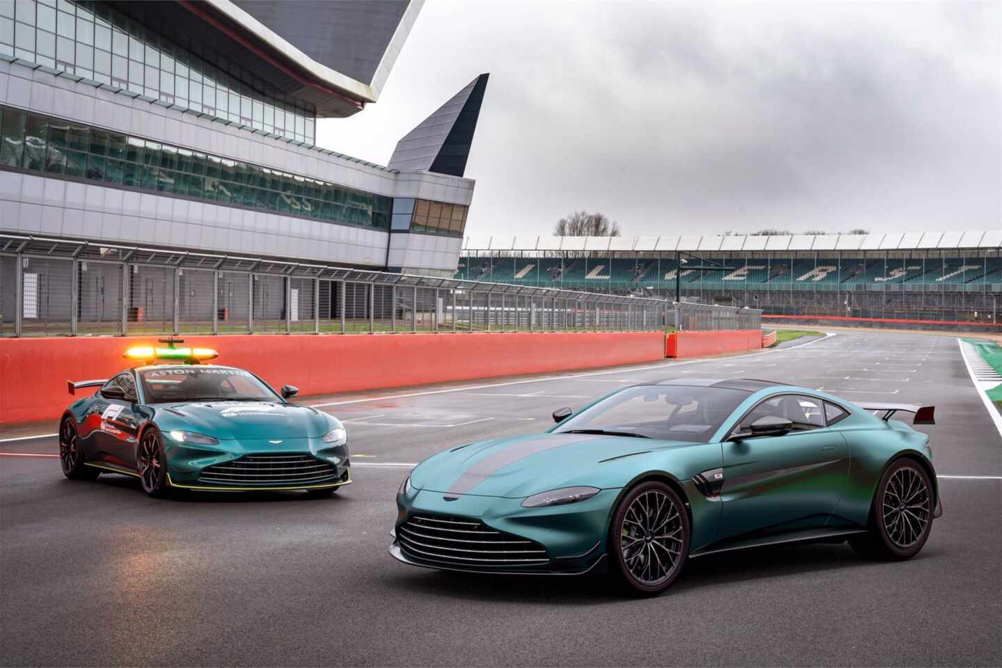 Vantage F1 así es el 'safety car' de Aston Martin que puedes comprar