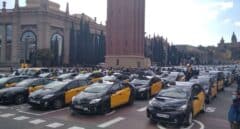 Los taxistas paralizan el centro de Barcelona en protesta contra Uber