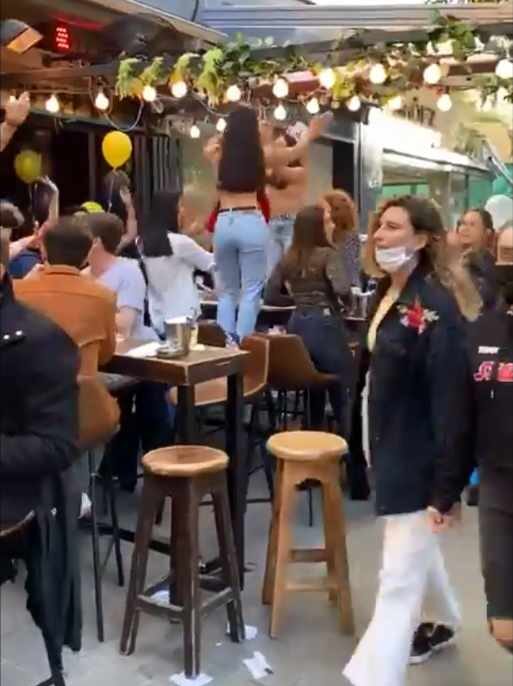 Así es la vida en Israel con un 50 % de la población inmunizada