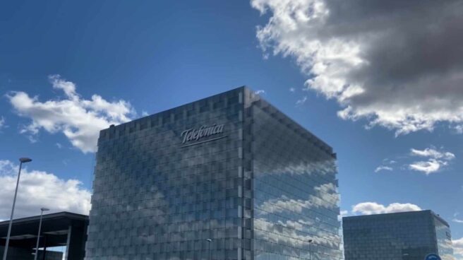 Sede de Telefónica, empresa que adquirió Govertis por unos 10 millones de euros Edificio donde se encuentra la sede de Telefónica ubicada en Ronda de la comunicación, Madrid