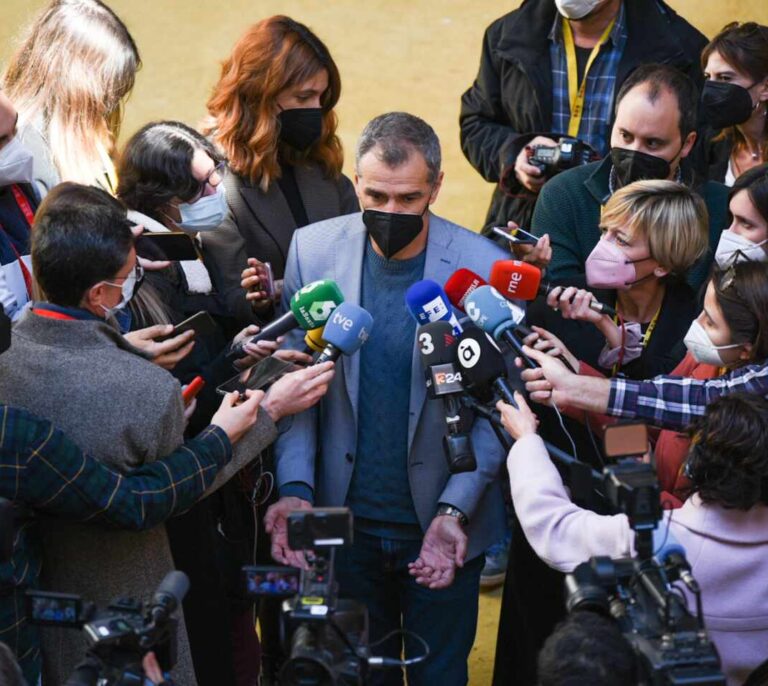 La ley electoral de Madrid permite a Toni Cantó presentarse a las elecciones del 4-M con Ayuso