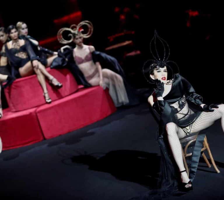 Andrés Sardá: cuando la moda se codea con la sensualidad