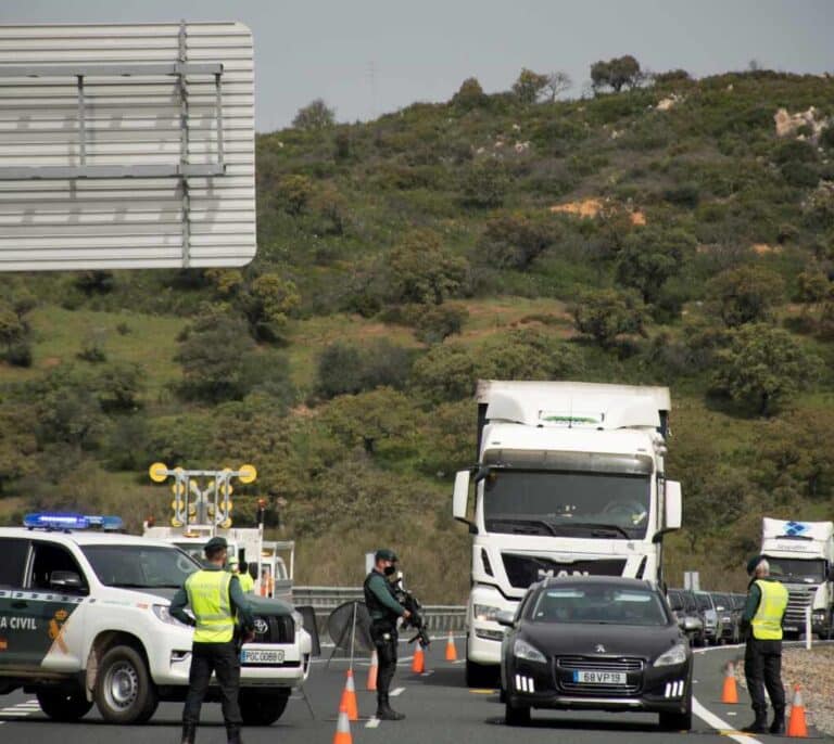 La Guardia Civil registra 1.600 infracciones el Viernes Santo por incumplimiento de las restricciones