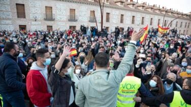 Abascal quiere expulsar de la política a Iglesias  "y que se vaya con el rabo entre las piernas"