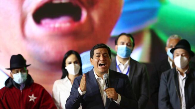 Los ecuatorianos en España dan su voto al correísta Arauz, perdedor en Ecuador Andrés Arauz, aspirante a la Presidencia de Ecuador, reconoce su derrota