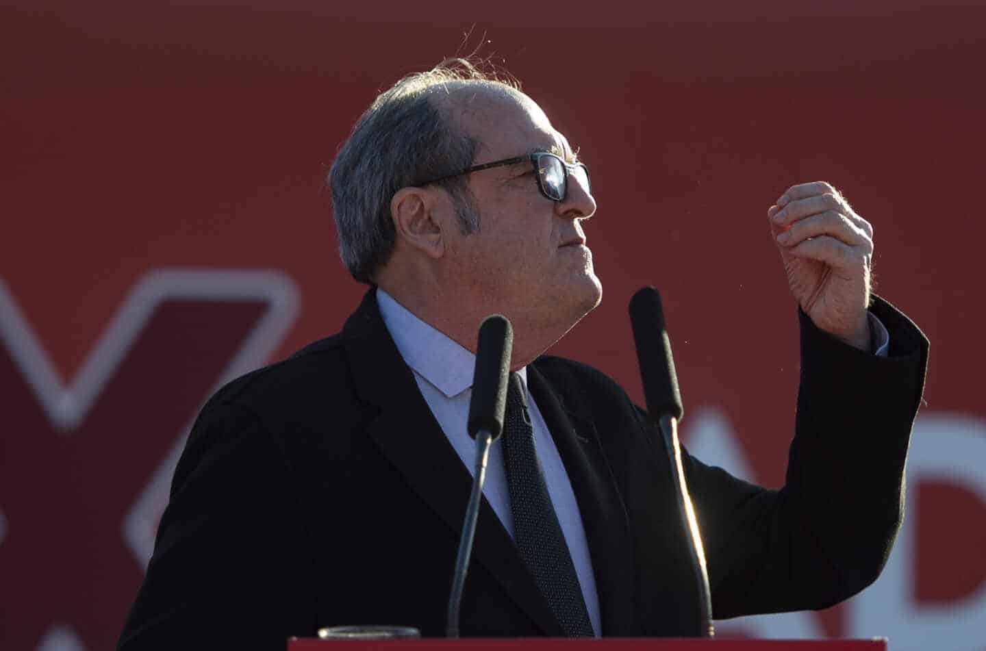 El candidato del PSOE a la Presidencia de la Comunidad de Madrid, Ángel Gabilondo, en Hortaleza.