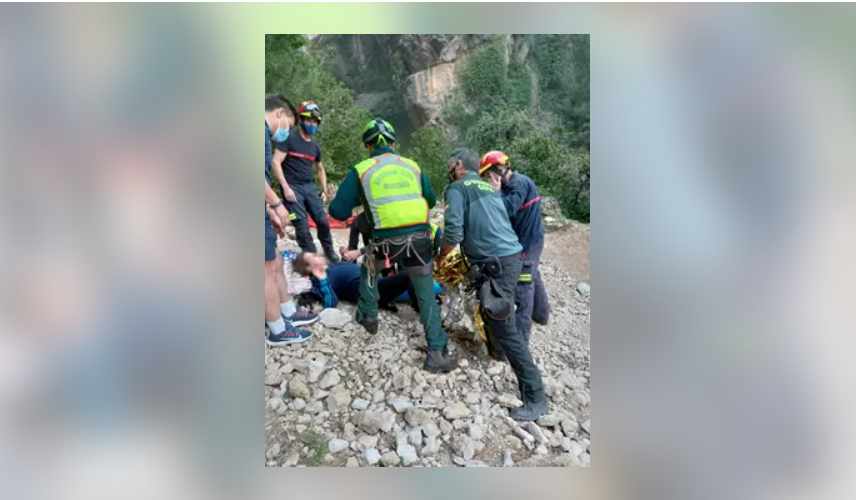 Rescatan en helicóptero a una mujer herida en la ruta del río Borosa