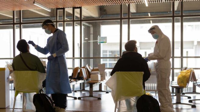Pruebas contra el coronavirus en el campus de Bellaterra de la Universidad Autónoma de Barcelona (UAB).