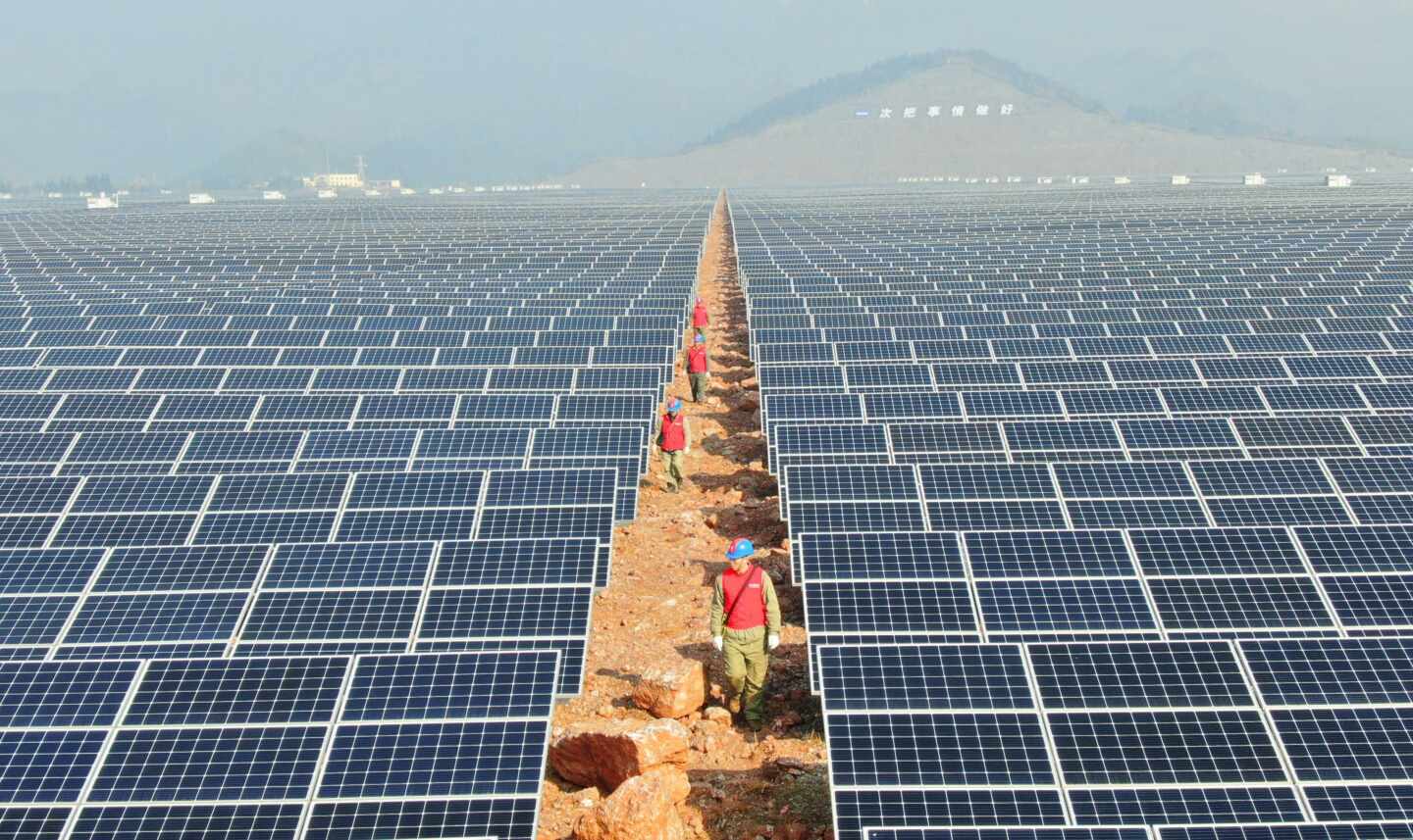 La 'amenaza fotovoltaica' china: posee ya el 46% de la capacidad mundial y el 80% del mercado de paneles