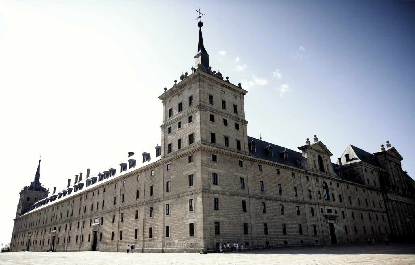 Fachada exterior del Monasterio del Escorial