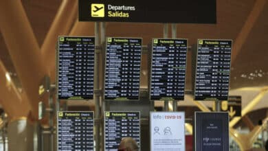 Las aerolíneas se agarran al ‘low cost’ para recuperar los viajes y protegerse de la competencia