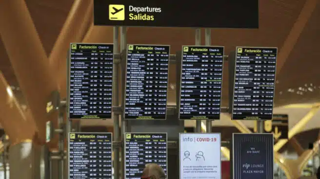 Las aerolíneas se agarran al ‘low cost’ para recuperar los viajes y protegerse de la competencia