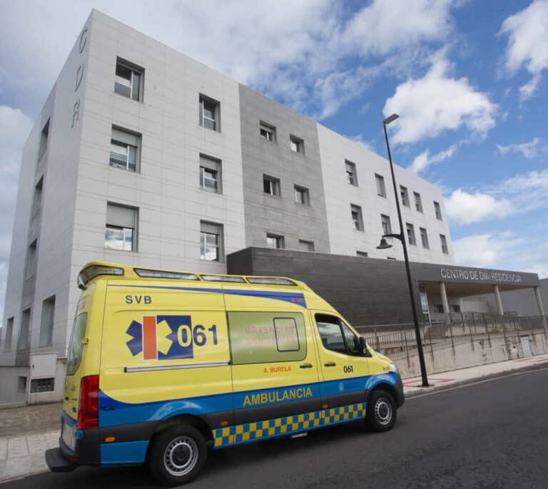 Hallan a dos mujeres desnutridas en su domicilio de Lugo tras varios días encerradas