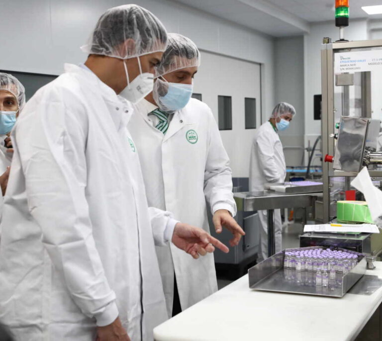 Rovi producirá en Granada más de 100 millones de dosis anuales de la vacuna de Moderna