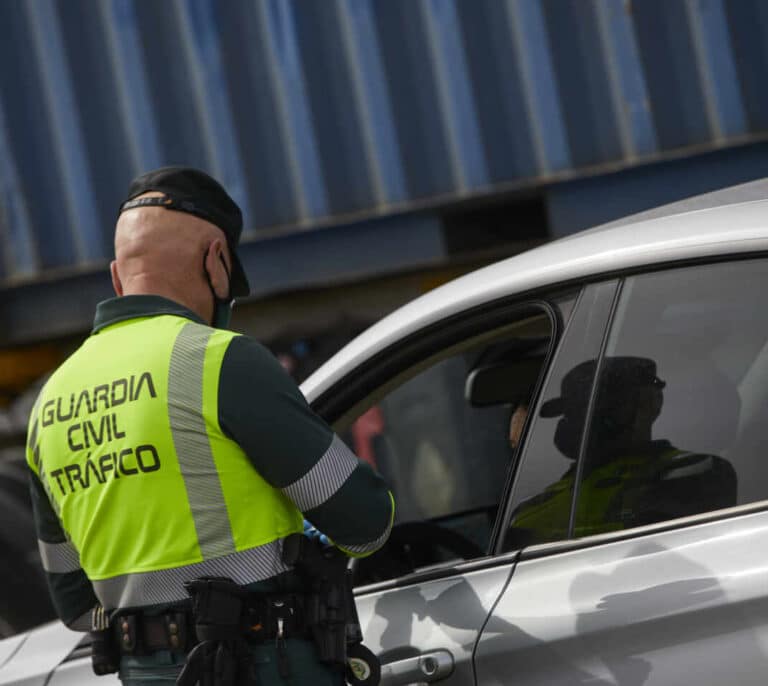 Interceptado un conductor en La Rioja que circulaba a 195 kilómetros por hora bajo los efectos del cannabis