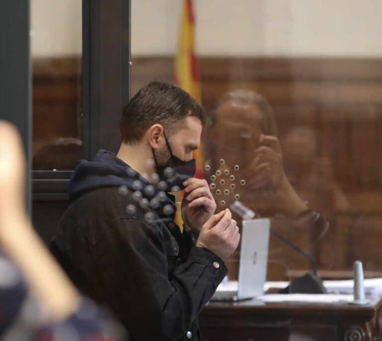 El jurado ve culpable a 'Igor el Ruso' de tres asesinatos en una zona rural de Teruel