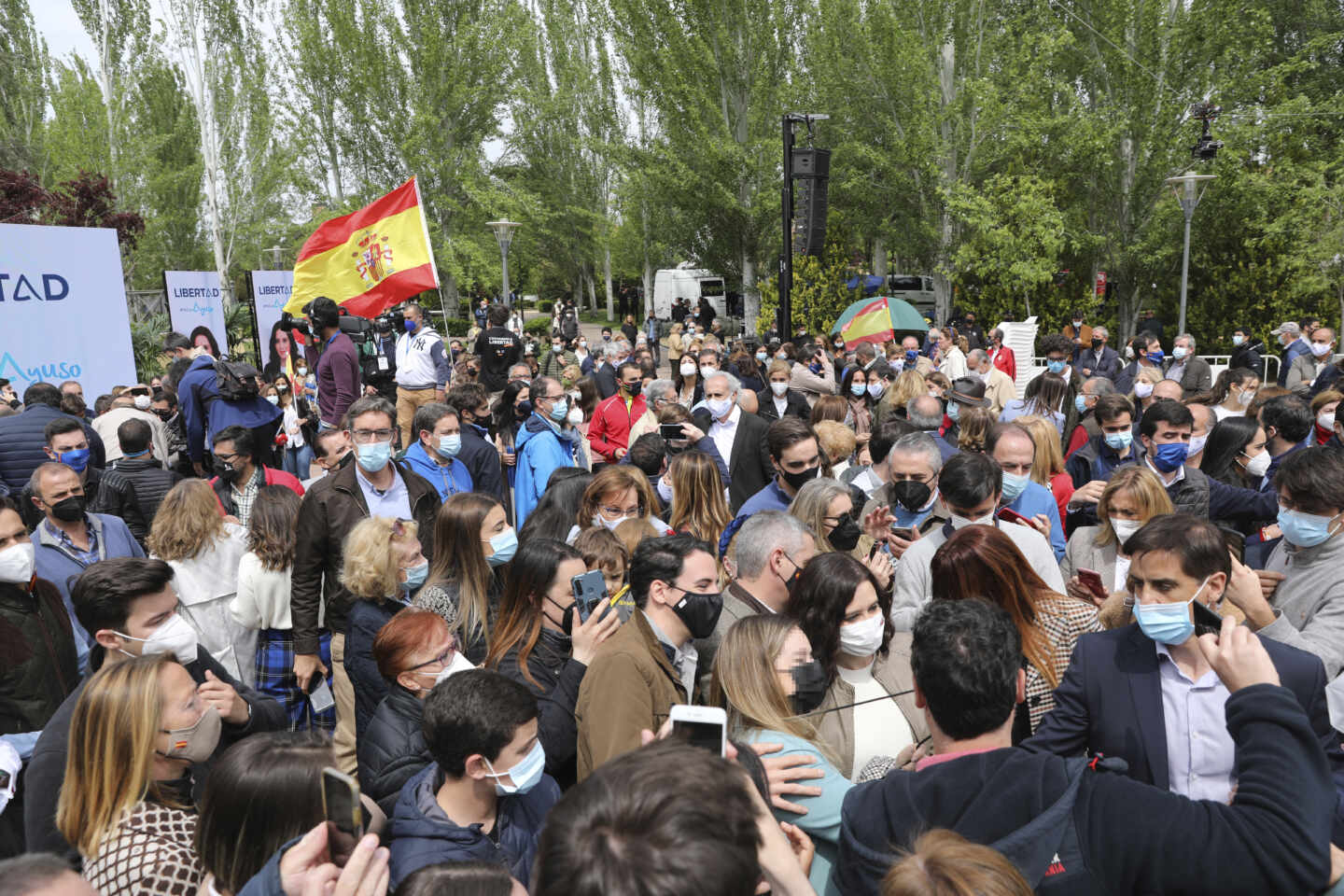 Mitin del PP en Pozuelo con Casado y Ayuso.