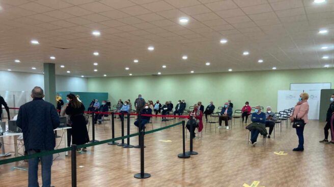 Carrefour primera empresa en vacunar en sus instalaciones