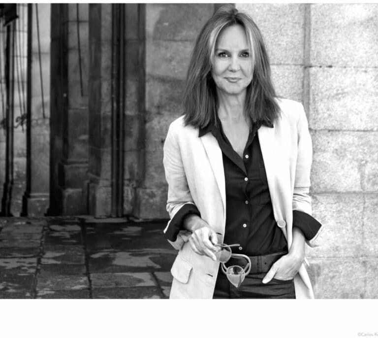 'Sira' y el tiempo de pandemia de María Dueñas