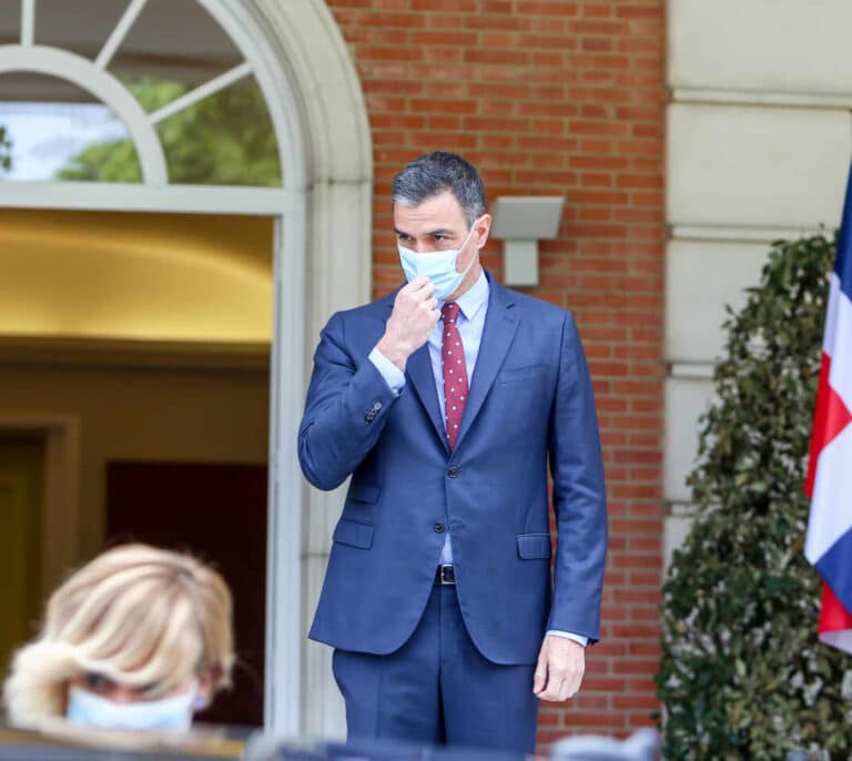 Moncloa y Génova descartan un escenario de adelanto electoral por el 4-M