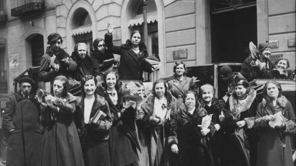 Sufragistas en la Calle Alcalá en 1932