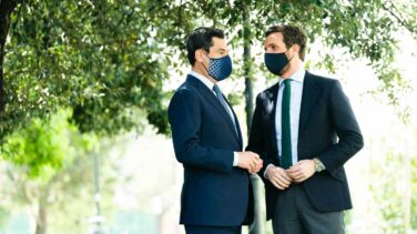 Casado firma la paz con Moreno Bonilla y rompe el frente de los barones